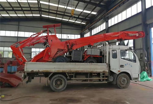 襄陽(yáng)扒渣機(jī) 玖博全能型扒渣機(jī)生產(chǎn) 襄陽(yáng)扒渣機(jī)誠(chéng)信銷售